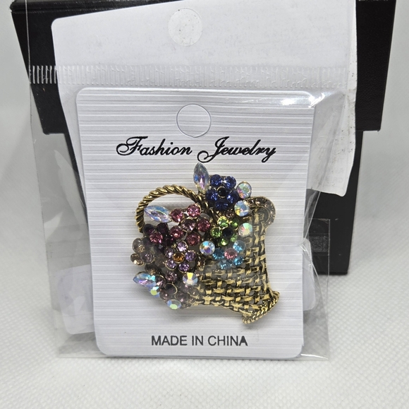 Elegant Gold and Multicolor Brooch - Picture 3 of 5